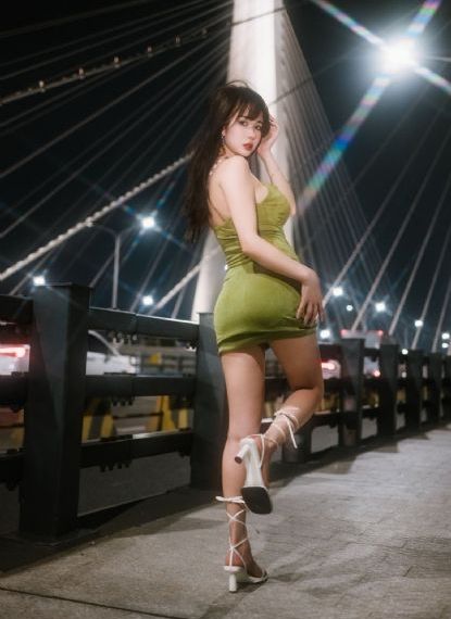 秋霞网丰满肥臀少妇spa_BD在线观看高清