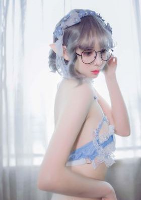 国产美女极度色诱www任你摸_BD在线观看完整版